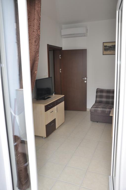 Guest House Savina Herceg Novi Ngoại thất bức ảnh